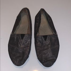 Toms women’s shoes